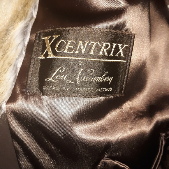 Coat - Picture 3 of 3